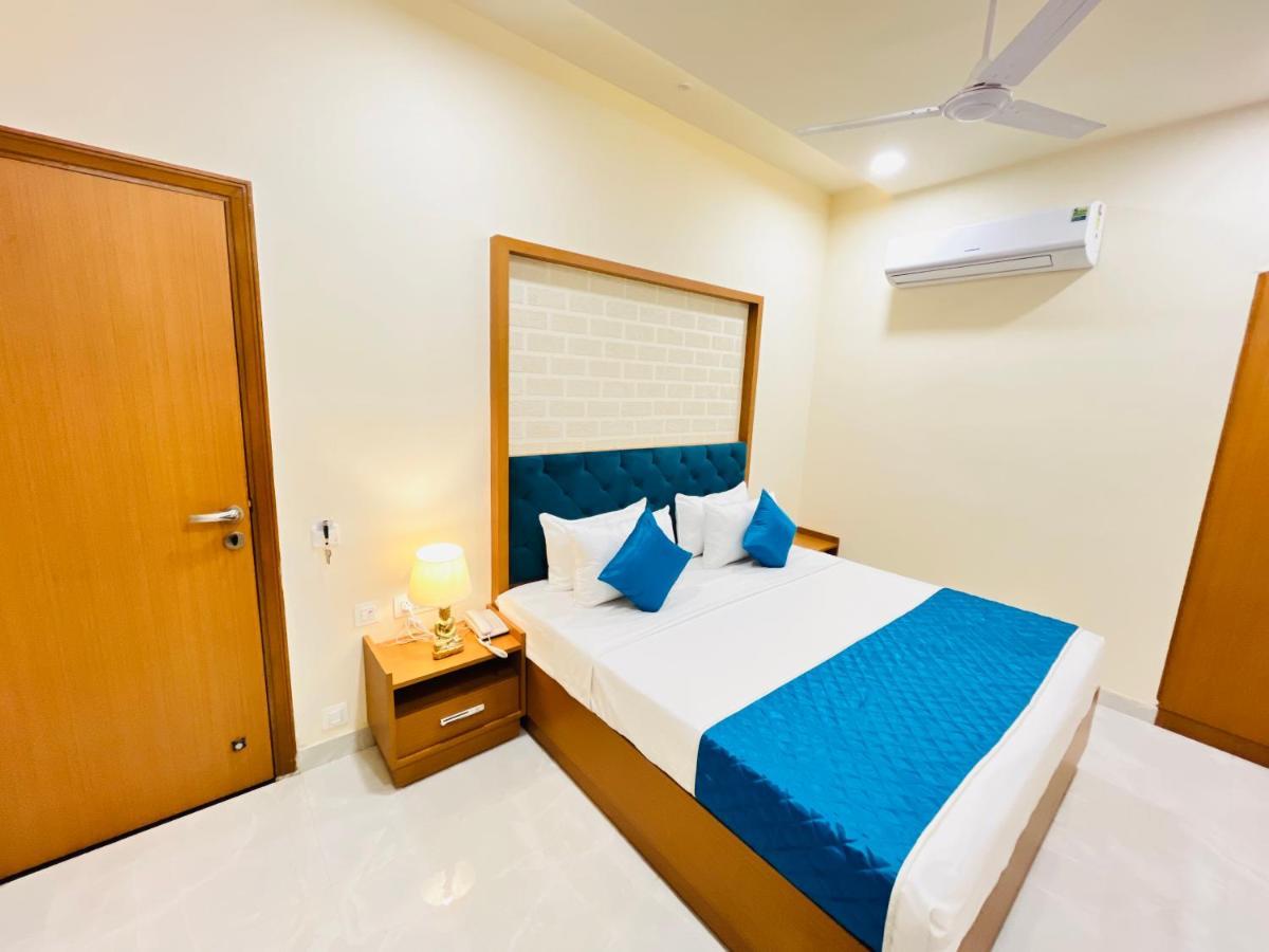 Hotel The Orchid Tree Amritsar - Walking From Golden Temple Экстерьер фото
