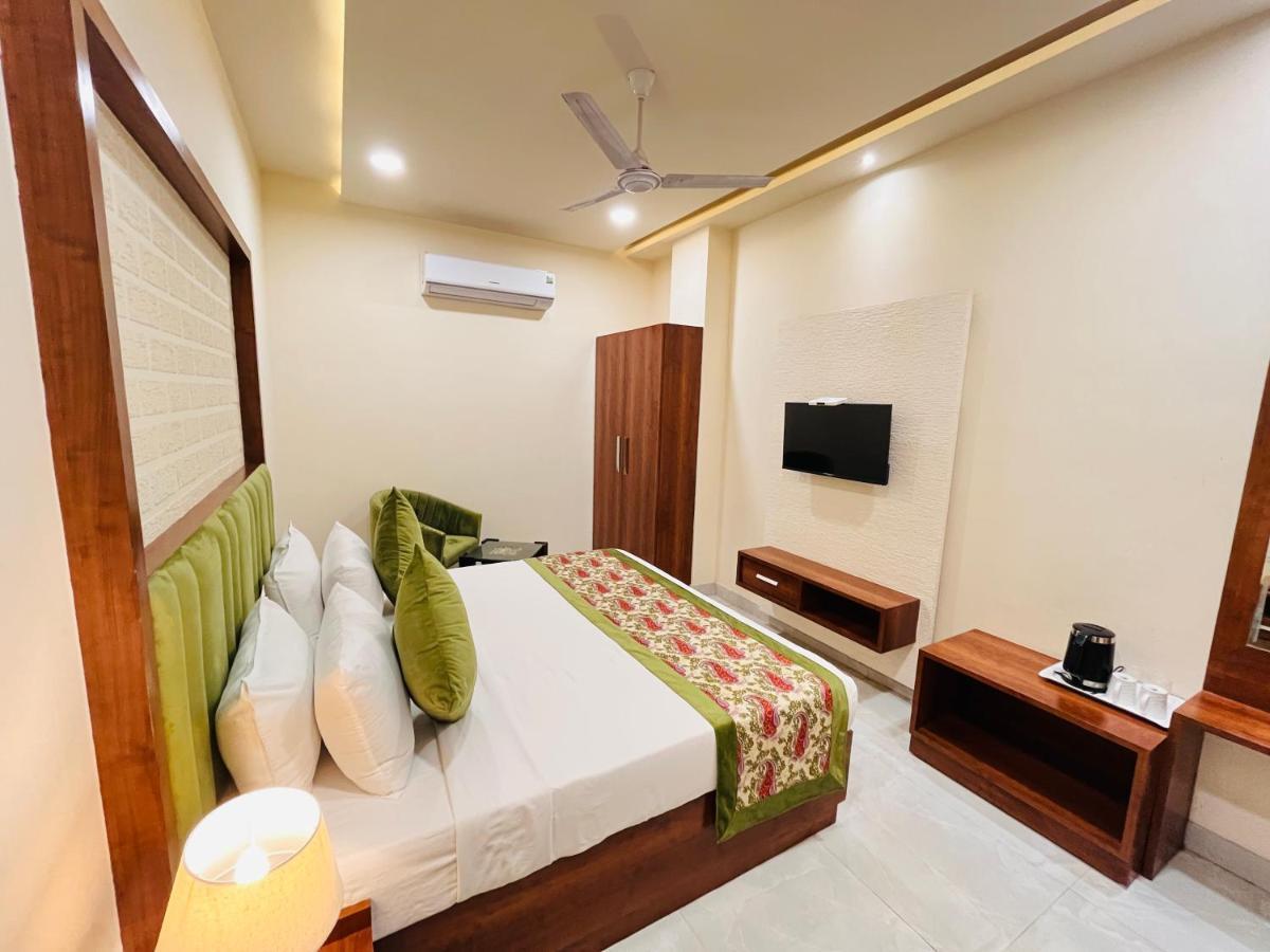 Hotel The Orchid Tree Amritsar - Walking From Golden Temple Экстерьер фото