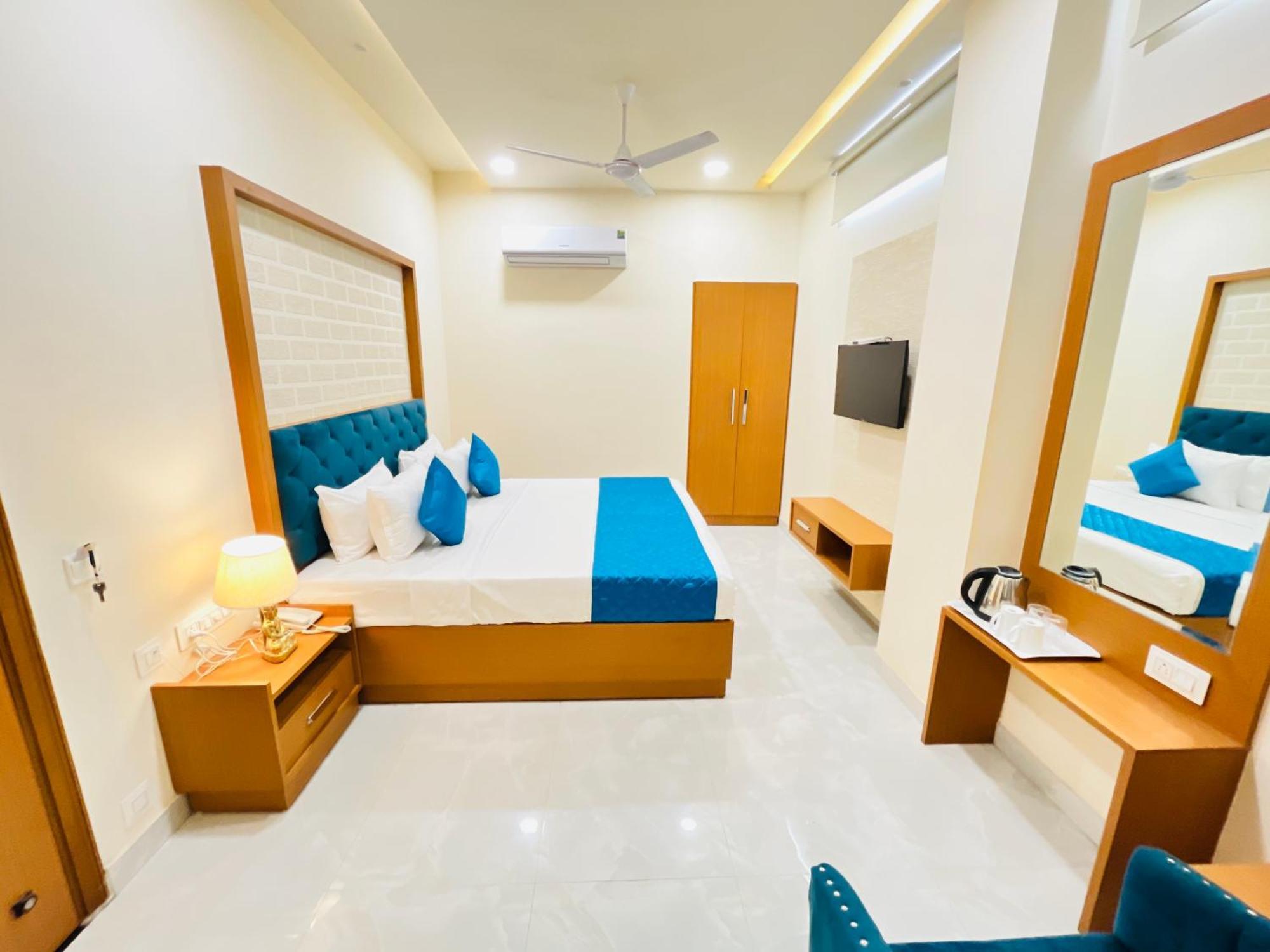 Hotel The Orchid Tree Amritsar - Walking From Golden Temple Экстерьер фото