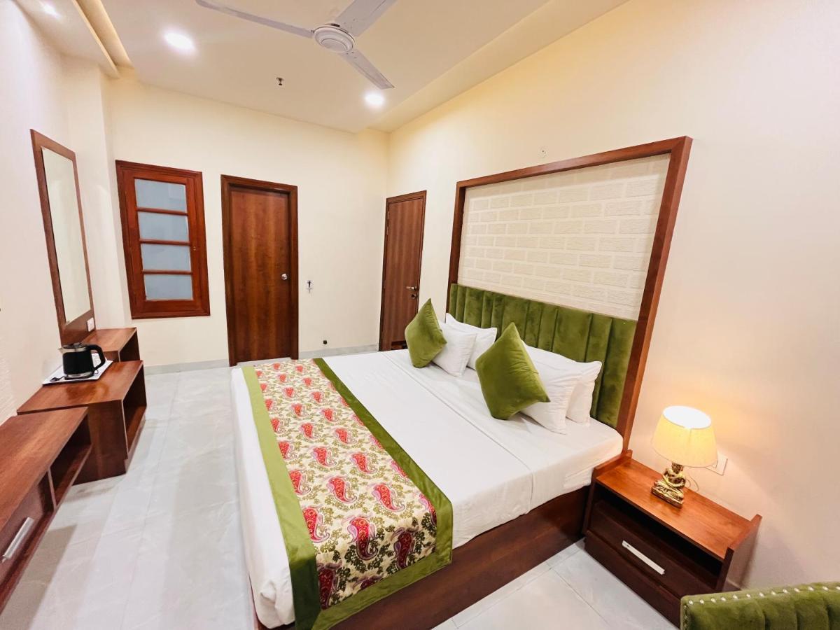 Hotel The Orchid Tree Amritsar - Walking From Golden Temple Экстерьер фото